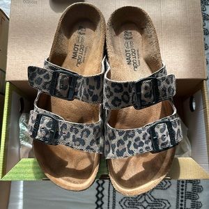 Naot sandals